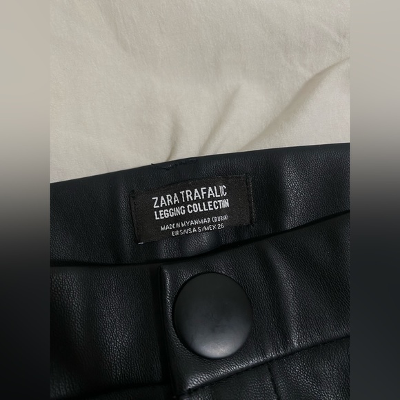 Zara Faux Leather leggings - Picture 6 of 11